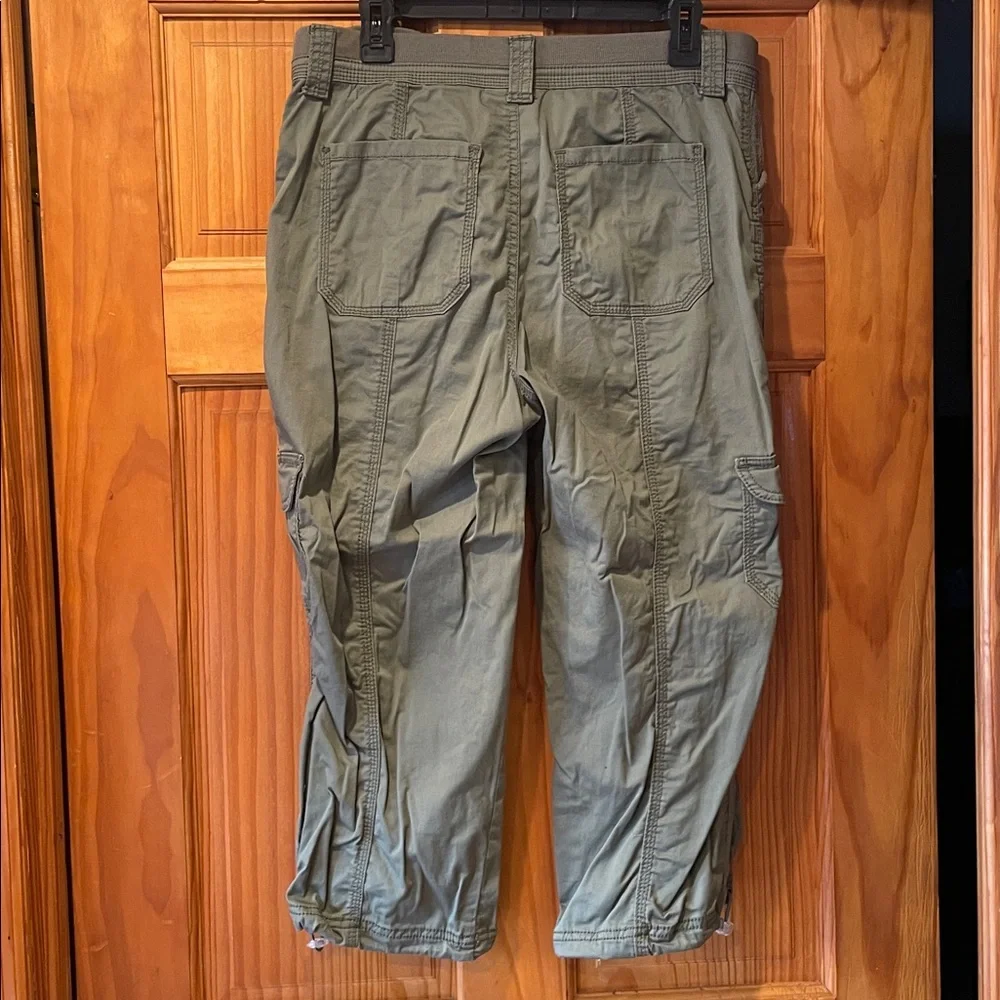 Bundle Style & Co. Women’s Capris Black and Kahki - Picture 6 of 13